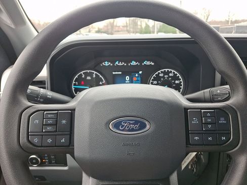 New 2025 Ford F350 XL w/ XL Chrome Package image 15