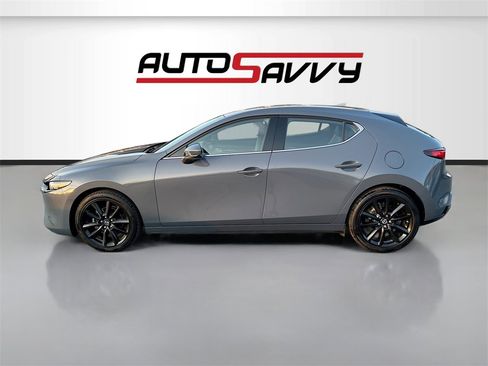 Used 2021 MAZDA MAZDA3 s image 4