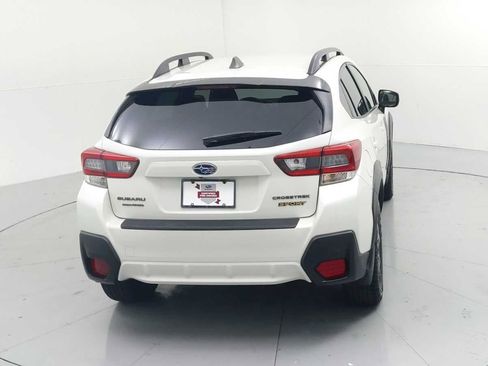 Certified 2022 Subaru Crosstrek 2.5i Sport w/ Moonroof Package image 9