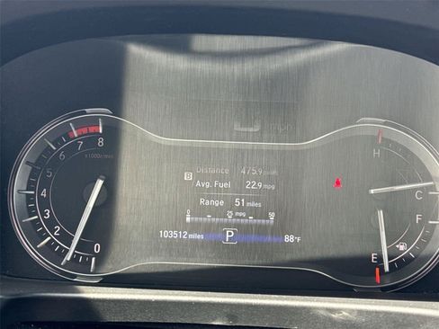 Used 2018 Honda Pilot Touring image 29