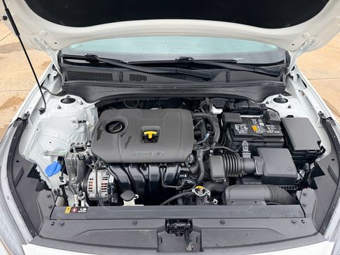 Used 2023 Kia Forte LXS w/ LXS Technology Package FWD image 30