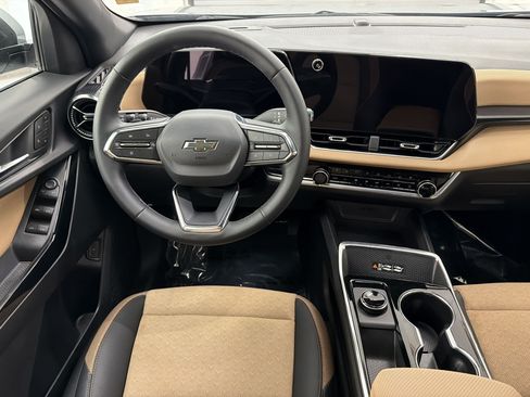 Used 2026 Chevrolet Equinox ACTIV w/ Convenience Package III FWD image 27