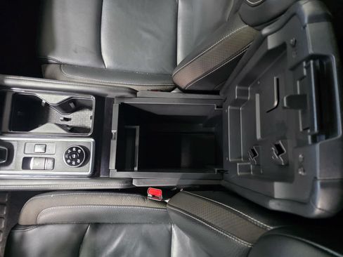 Used 2023 Nissan Pathfinder SL AWD/4WD image 25