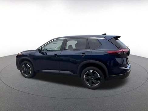 Used 2025 Nissan Rogue SV AWD/4WD image 8