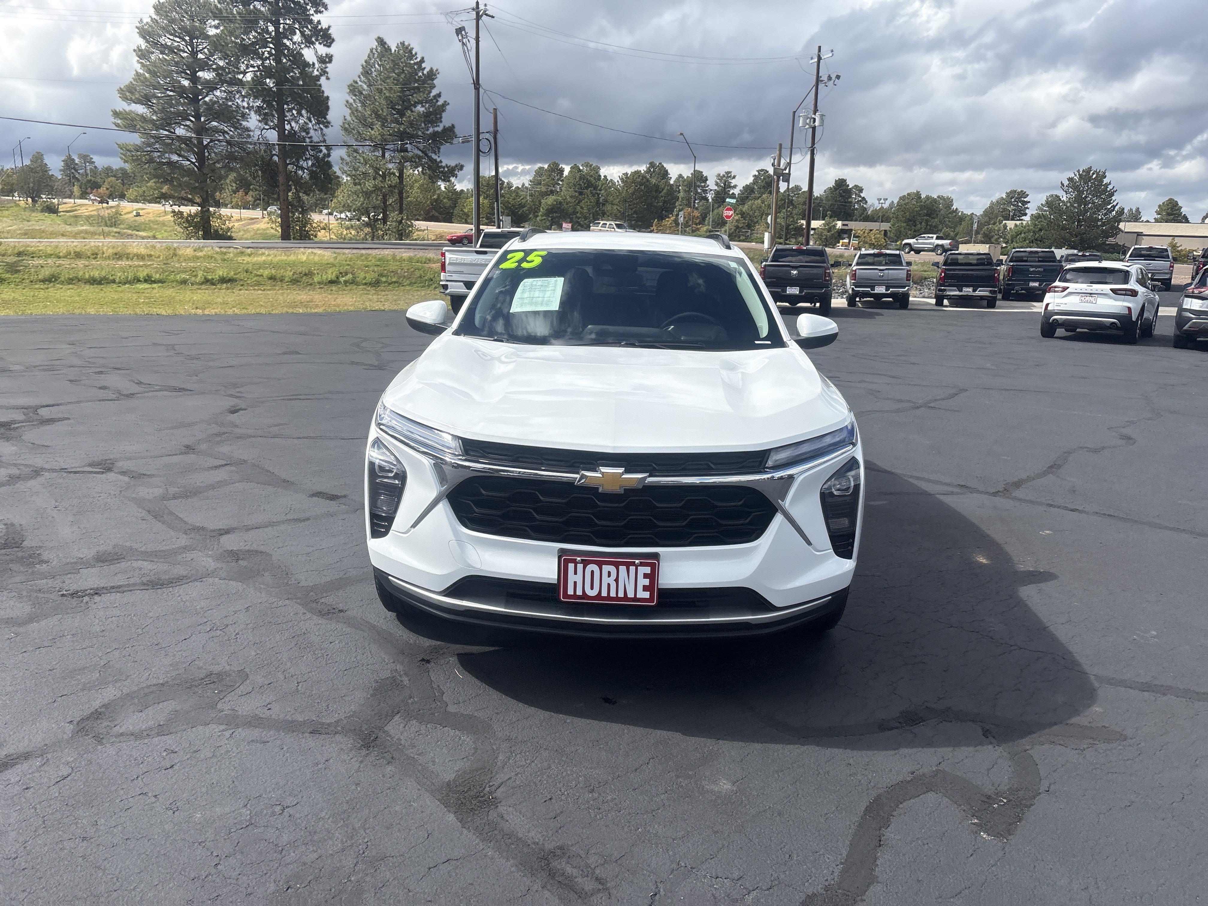 Used 2025 Chevrolet Trax LT w/ Driver Confidence Package FWD image 7