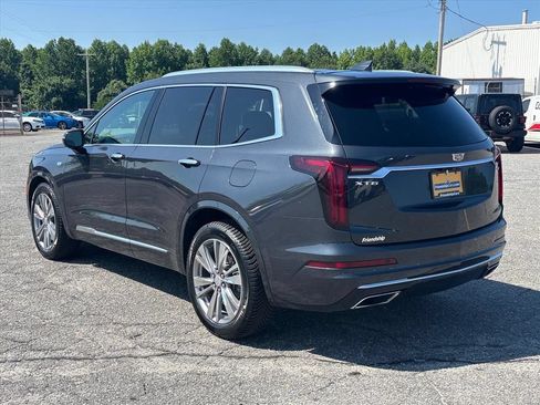 Used 2023 Cadillac XT6 Premium Luxury FWD image 24