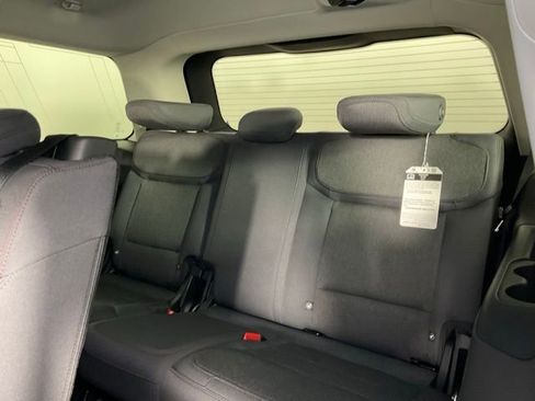 New 2025 Ford Expedition Active image 17