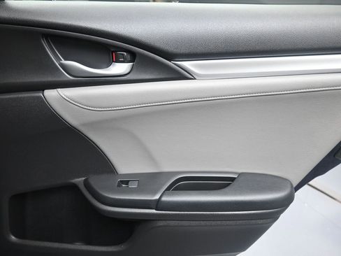 Used 2020 Honda Civic EX-L image 27