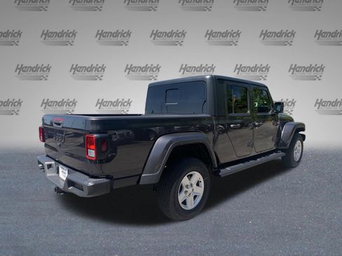 Used 2022 Jeep Gladiator Sport image 9
