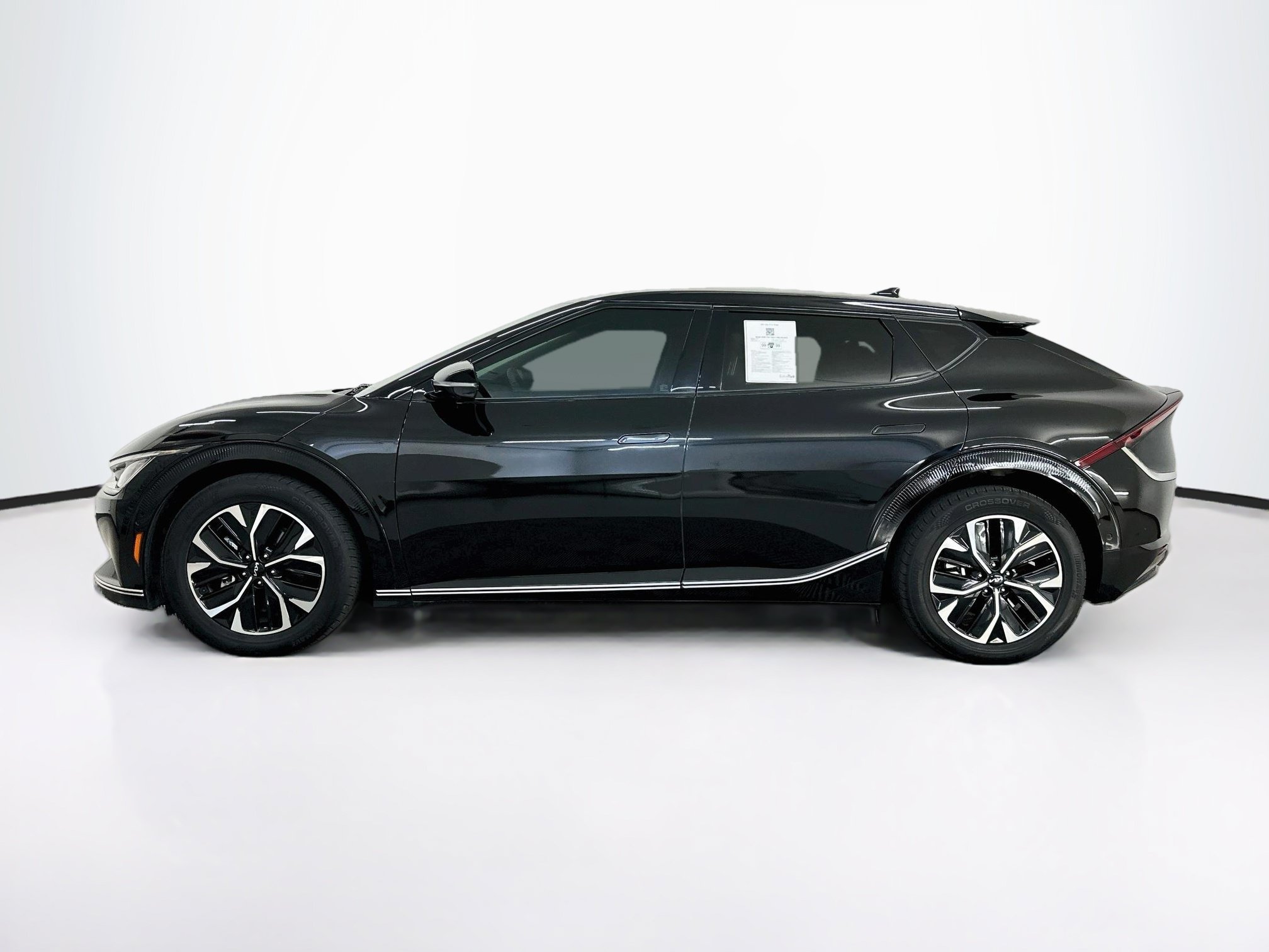 Used 2023 Kia EV6 Wind w/ Wind Technology Package AWD/4WD image 4