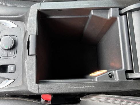 Used 2022 Chevrolet Traverse RS w/ LPO, Floor Liner Package FWD image 15