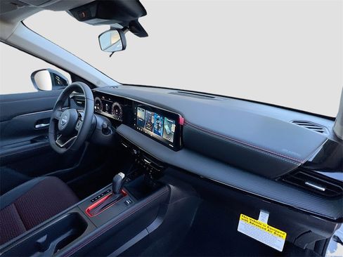 New 2026 Nissan Kicks SR image 26