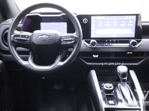 Used 2023 Chevrolet Colorado Trail Boss w/ Technology Package image 19