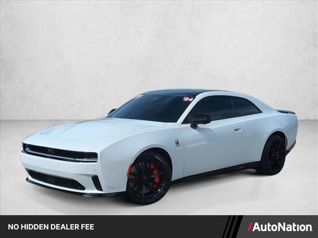 Used 2024 Dodge Charger Daytona Scat Pack w/ Plus Group AWD/4WD image 1