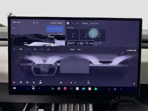 Used 2024 Tesla Cybertruck AWD Crew Cab image 21