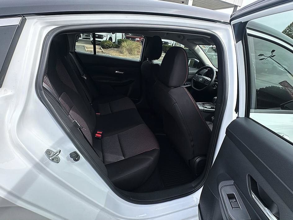 Certified 2026 Nissan Sentra SR w/ Floor Mat Package FWD image 21