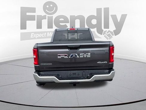Used 2025 RAM 1500 Big Horn AWD/4WD image 7