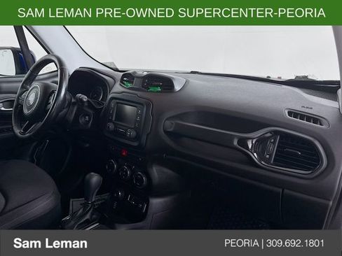 Used 2017 Jeep Renegade Altitude AWD/4WD image 27