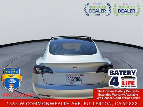 Used 2018 Tesla Model 3 Long Range RWD image 4