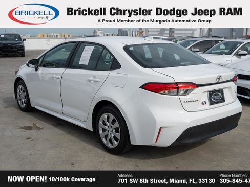 Used 2024 Toyota Corolla LE image 7