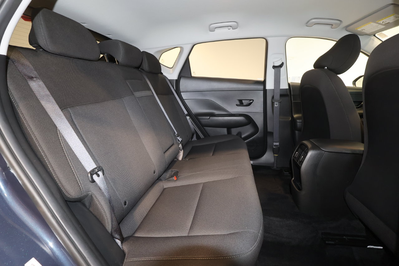 Used 2025 Hyundai Kona SEL AWD/4WD image 25
