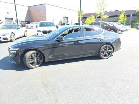 Used 2022 Genesis G70 3.3T RWD image 1