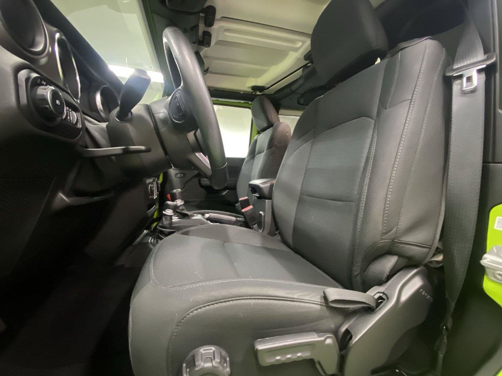 Used 2021 Jeep Wrangler Sport AWD/4WD image 17