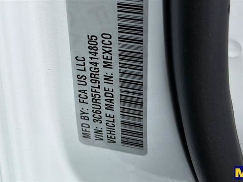 Used 2024 RAM 2500 Laramie w/ Safety Group AWD/4WD image 40