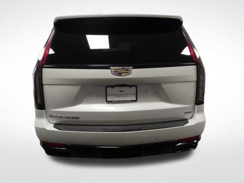 Used 2021 Cadillac Escalade Sport w/ Driver Assist Tech Package image 4