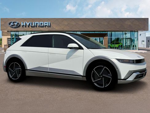 New 2025 Hyundai Ioniq 5 Limited image 10