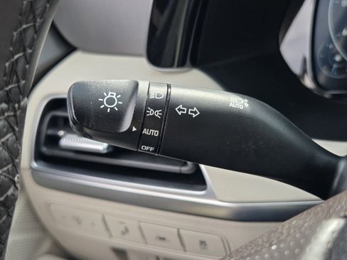 Used 2021 Hyundai Palisade Calligraphy image 31