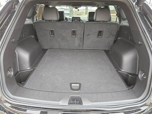 Used 2025 Chevrolet Blazer RS image 24