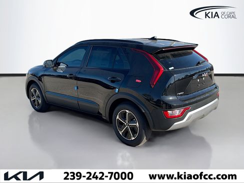 New 2026 Kia Niro EX image 3