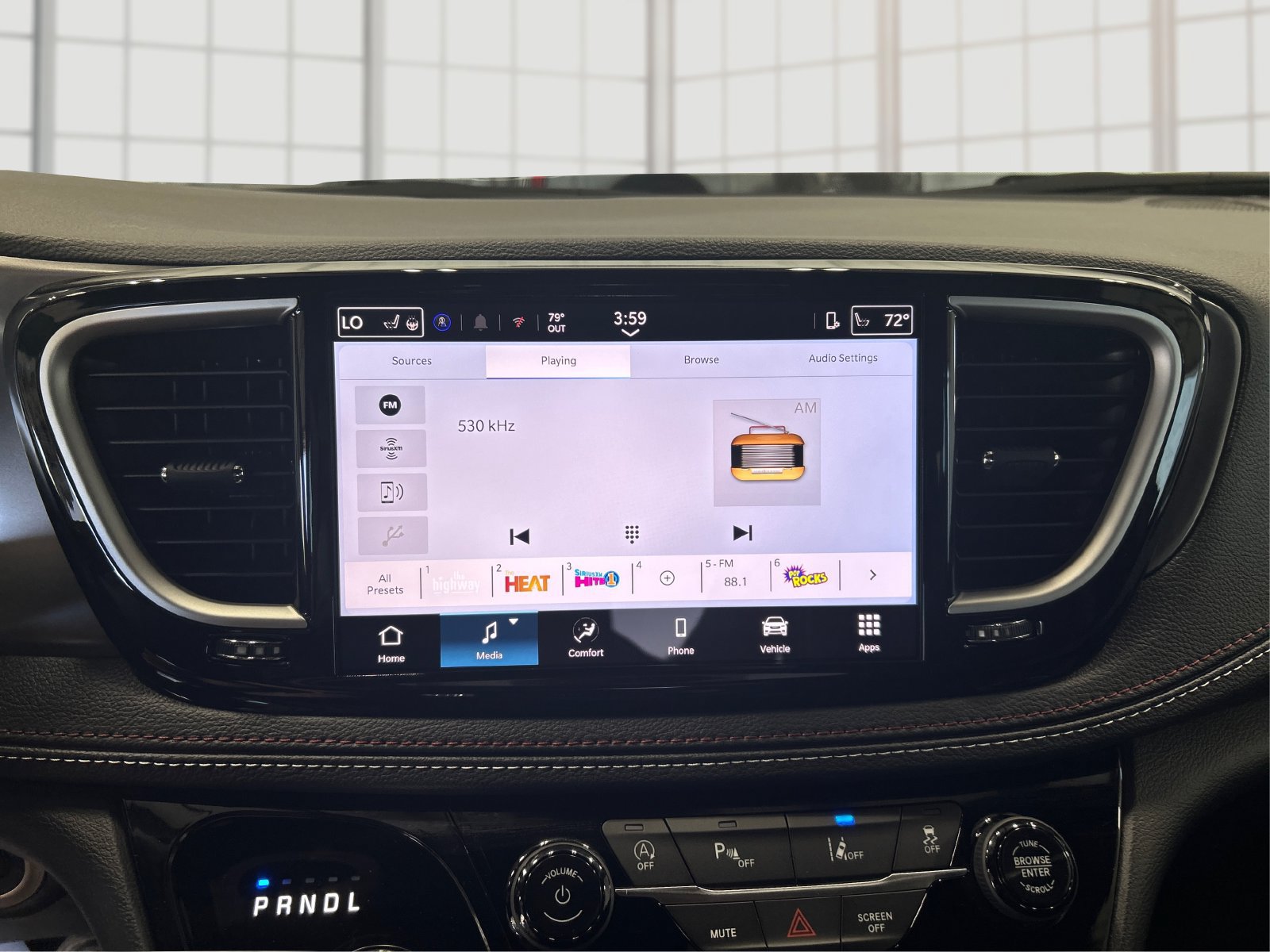 New 2027 Chrysler Pacifica Select FWD image 13