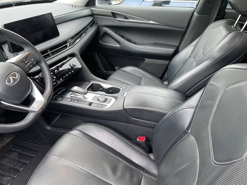 Used 2023 INFINITI QX60 Luxe w/ Cargo Package image 2