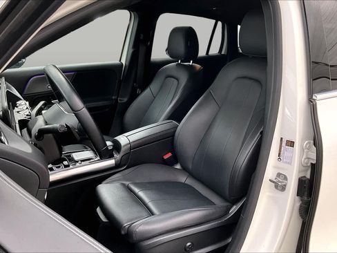 Certified 2023 Mercedes-Benz GLA 250 4MATIC image 8