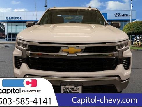Used 2025 Chevrolet Silverado 1500 LT image 8