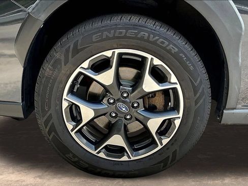 Used 2019 Subaru Crosstrek 2.0i Premium w/ Moonroof Package AWD/4WD image 33