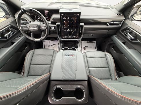 Used 2026 GMC Yukon AT4 w/ AT4 Premium Plus Package AWD/4WD image 2
