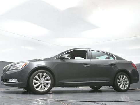 Used 2015 Buick LaCrosse Leather FWD image 21