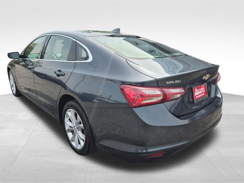 Used 2021 Chevrolet Malibu LT image 4