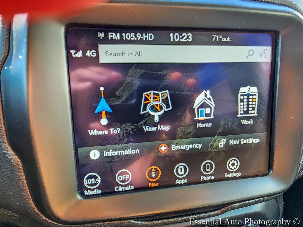 Certified 2023 Jeep Renegade Latitude AWD/4WD image 12