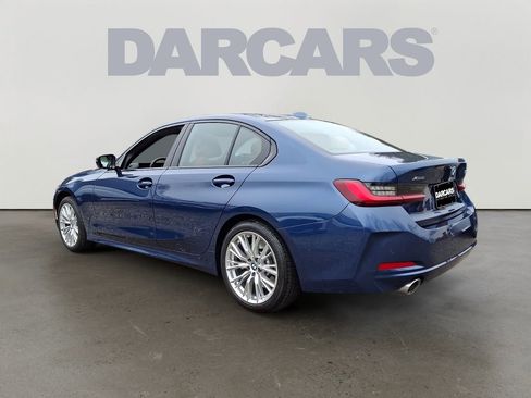 Used 2023 BMW 330i xDrive Sedan w/ Premium Package AWD/4WD image 5