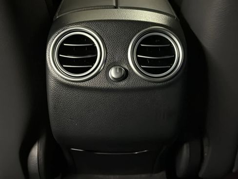 Used 2023 Mercedes-Benz GLC 300 4MATIC Coupe image 30