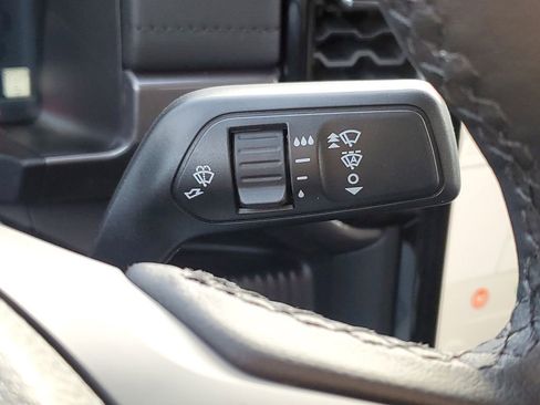 New 2025 Ford Ranger Lariat w/ Black Appearance Package image 16