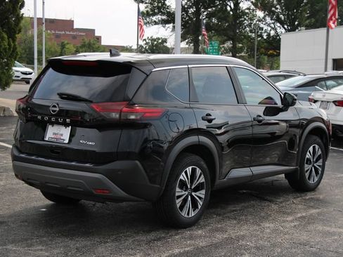 Certified 2023 Nissan Rogue SV w/ SV Premium Package AWD/4WD image 10