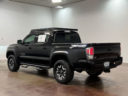 Used 2021 Toyota Tacoma TRD Off-Road w/ Technology Package image 27