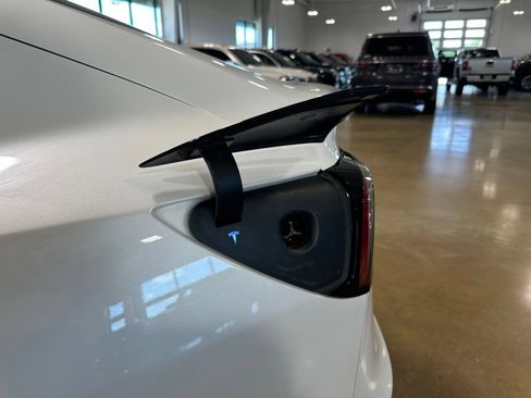 Used 2022 Tesla Model 3 Performance AWD/4WD image 37
