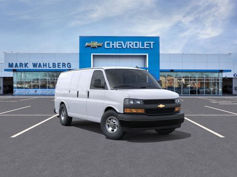 New 2025 Chevrolet Express 2500 w/ Driver Convenience Package RWD image 25