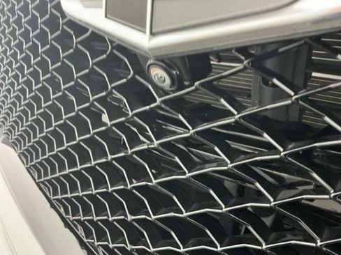Used 2023 Cadillac Escalade ESV V w/ LPO, Floor Liner Package AWD/4WD image 8